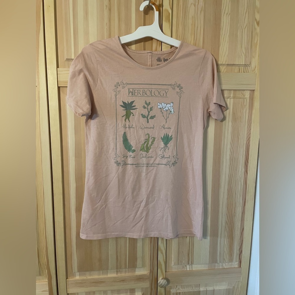T5. Harry Potter T shirt